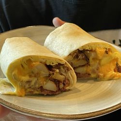 The Pretty Alright Breakfast Club - Hash burrito