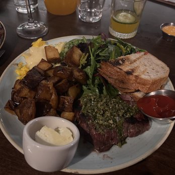 Dolly's - Steak & Eggs* - Cocktail Bars Near Me - New York, New York