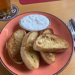 Oswalds alte Liebe - Knoblauchbrot mit Sourcrem