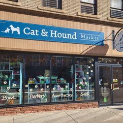 Cat and Hound Market - We love our new business sign!