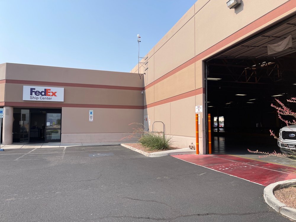 FEDEX SHIP CENTER Updated 2024 13 Photos & 54 Reviews 1121 W