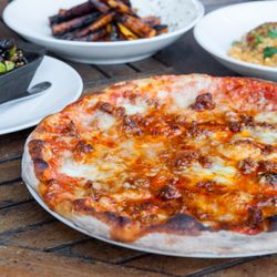 Tazza Kitchen Stone Creek Village - Spicy sausage & black pepper honey pizza