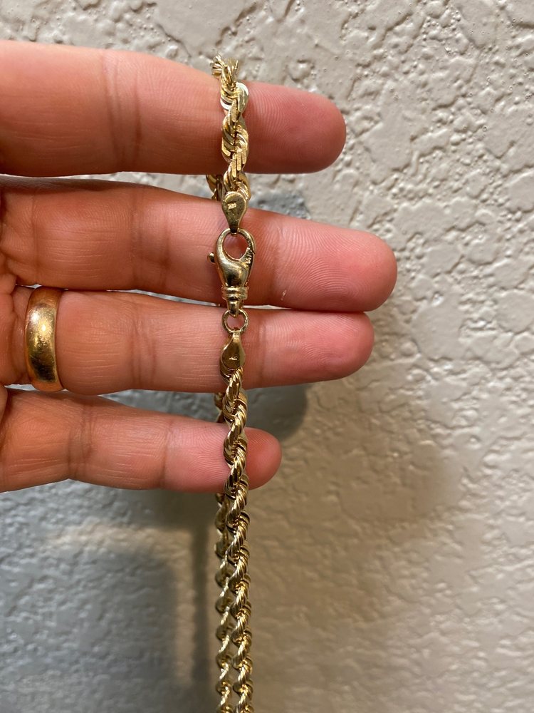 ALFREDO’S JEWELRY Updated October 2024 110 W Hopkins St, San Marcos, Texas Jewelry Phone