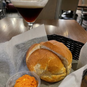 Salute - Bread with tomato butter - Italian Near Me - Rocky Hill, Connecticut