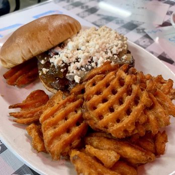 Brooks Burgers - Fig & F.I.N.E with Sweet Potato Waffle Fries - Burgers Near Me - Naples, Florida Brooks Burgers - Fig & F.I.N.E with Sweet Potato Waffle Fries - Burgers Near Me - Naples, Florida