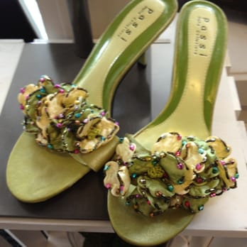 Revolve - Love these - Used, Vintage & Consignment Near Me - Corvallis, Oregon
