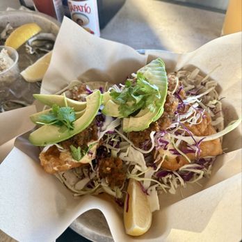 Eric Ericssons Fish Co - Happy hour tacos - INCREDIBLE - Seafood Near Me - Ventura, California Eric Ericssons Fish Co - Happy hour tacos - INCREDIBLE - Seafood Near Me - Ventura, California