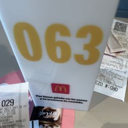 McDonald's - Compñicado numeros