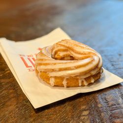 Lucky's Doughnuts - French Crueller Donut - so good! IG - @bilalandjesseatfood