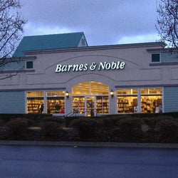 Barnes & Noble - View from El Camino Real