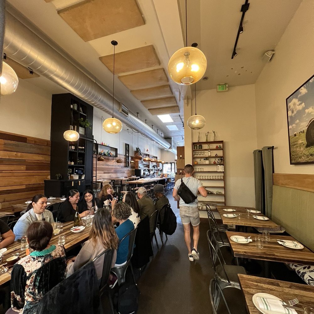 Starbelly - Middle area of the restaurant - New American Near Me - San Francisco, California Starbelly - Middle area of the restaurant - New American Near Me - San Francisco, California