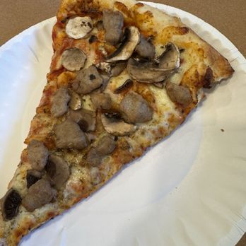 Dion's Pizza - Pizza was extra yummy!! - Pizza Near Me - El Paso, Texas
