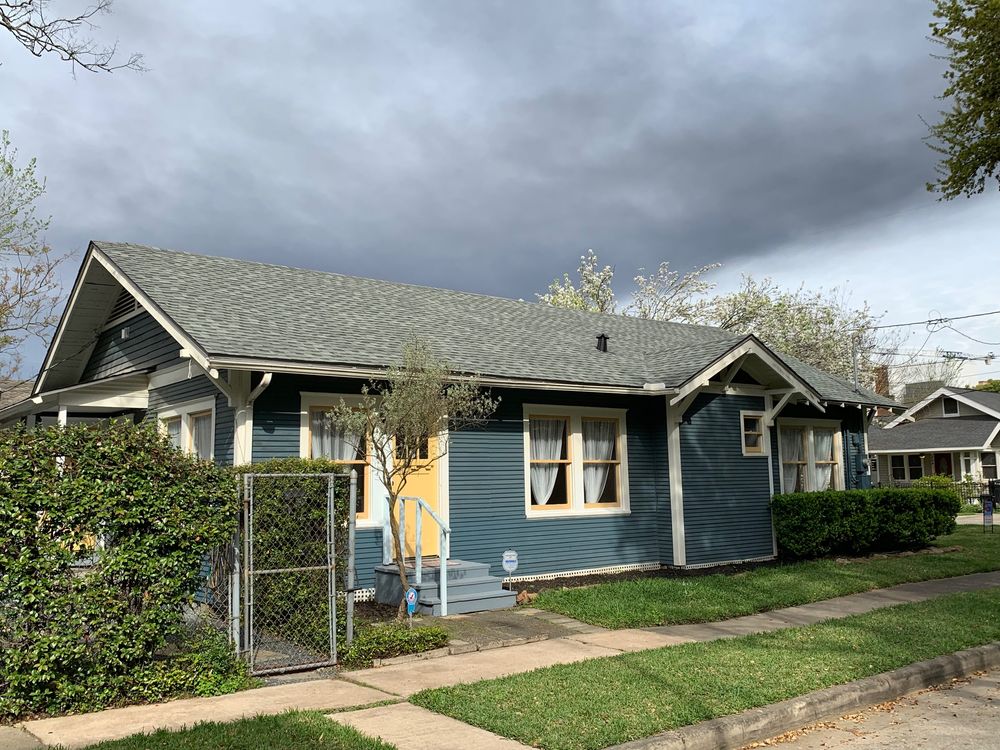 Slide of M&M Roofing, Siding & Windows