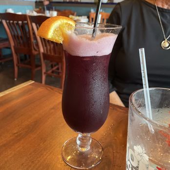 Casa de Tres Reyes - Sangria - Mexican Near Me - Des Peres, Missouri