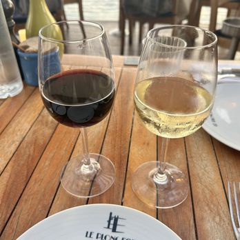 Le Plongeoir - wine - Mediterranean Near Me - Nice, 06