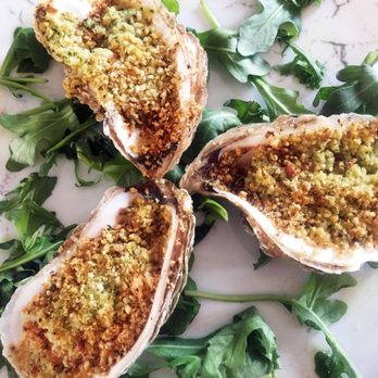 The Globe Restaurant - three oysters on a bed of greens - Canadian (New) Near Me - Mono, Ontario
