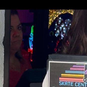 HoneyBee & Hoss - The lady who declined our refund - Skating Rinks Near Me - San Antonio, Texas