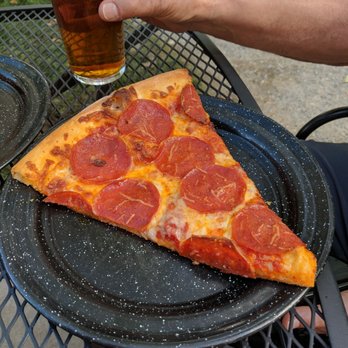 Highlander Beer - Pepperoni - Pizza Near Me - Missoula, Montana Highlander Beer - Pepperoni - Pizza Near Me - Missoula, Montana