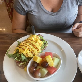 Brunch Cafe-Addison - Breakfast & Brunch Near Me - Addison, Illinois