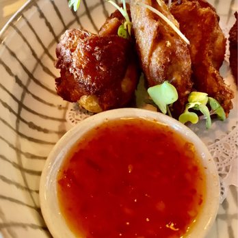 Prai Kitchen - Chicken Wings - Salad Near Me - West Hartford, Connecticut