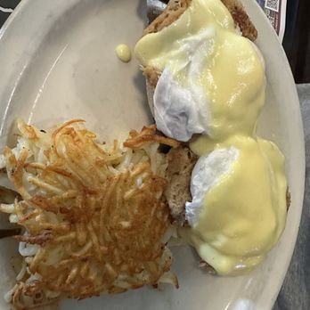 Metro Diner - Crab cakes under those eggs - Breakfast & Brunch Near Me - Jacksonville, Florida Metro Diner - Crab cakes under those eggs - Breakfast & Brunch Near Me - Jacksonville, Florida