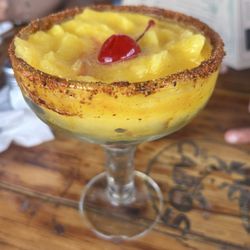 Los Cabos Seafood - Mango margarita