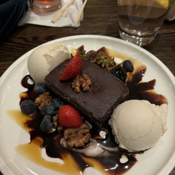 Farmer's Table - Brownie and icecream all vegan - Desserts Near Me - Boca Raton, Florida Farmer's Table - Brownie and icecream all vegan - Desserts Near Me - Boca Raton, Florida
