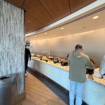 Delta Sky Club - Airport Lounges Near Me - Seattle, Washington