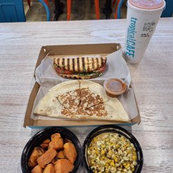 Tropical Smoothie Cafe