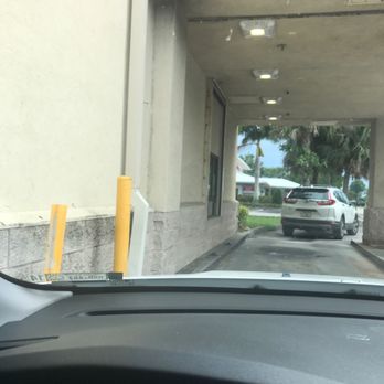 Walgreens - Actually a little slow but not bad:-) they are so nice here you have to forgive them and smile - Drugstores Near Me - Vero Beach, Florida