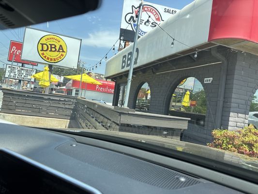 DBA Barbecue - Chastain by null