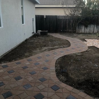 California Paver Pros - Curved walkway instead a straight line - Masonry/Concrete Near Me - Roseville, California