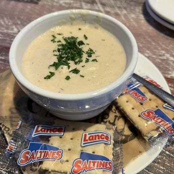 Crabby Bill's - Clam chowder was not bad. - Seafood Near Me - Indian Rocks Beach, Florida