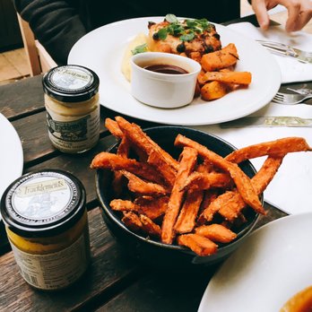 The Engineer - Pubs Near Me - London, XGL