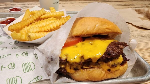 Shake Shack Highlands Ranch by null
