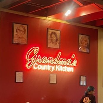 Grandma's Country Kitchen - Love the Atmosphere! - Southern Near Me - Dallas, Texas Grandma's Country Kitchen - Love the Atmosphere! - Southern Near Me - Dallas, Texas