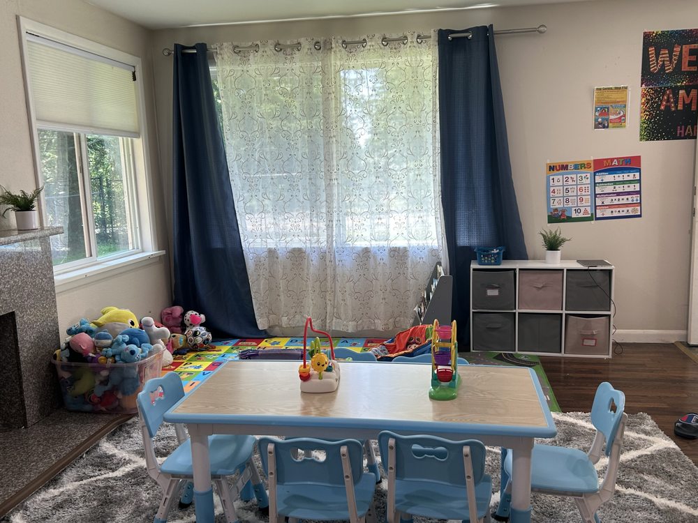 Gold Super Start Family Home Daycare - childcare center in Kent, WA