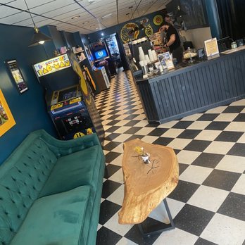 The Black Canary - Inside - Coffee & Tea Near Me - Springdale, Pennsylvania The Black Canary - Inside - Coffee & Tea Near Me - Springdale, Pennsylvania