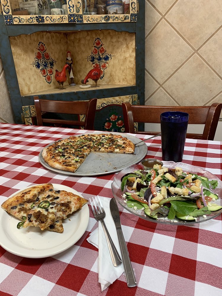OLD WORLD PIZZERIA 23 Photos & 22 Reviews Pizza 613 Frontage Rd
