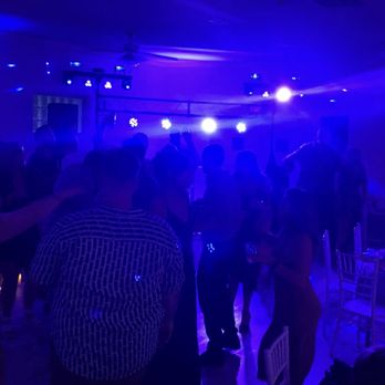 Wonderwall Events - Wedding reception - DJs Near Me Wonderwall Events - Wedding reception - DJs Near Me