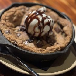 Copper Whiskey Bar & Grill - Cast iron cookie