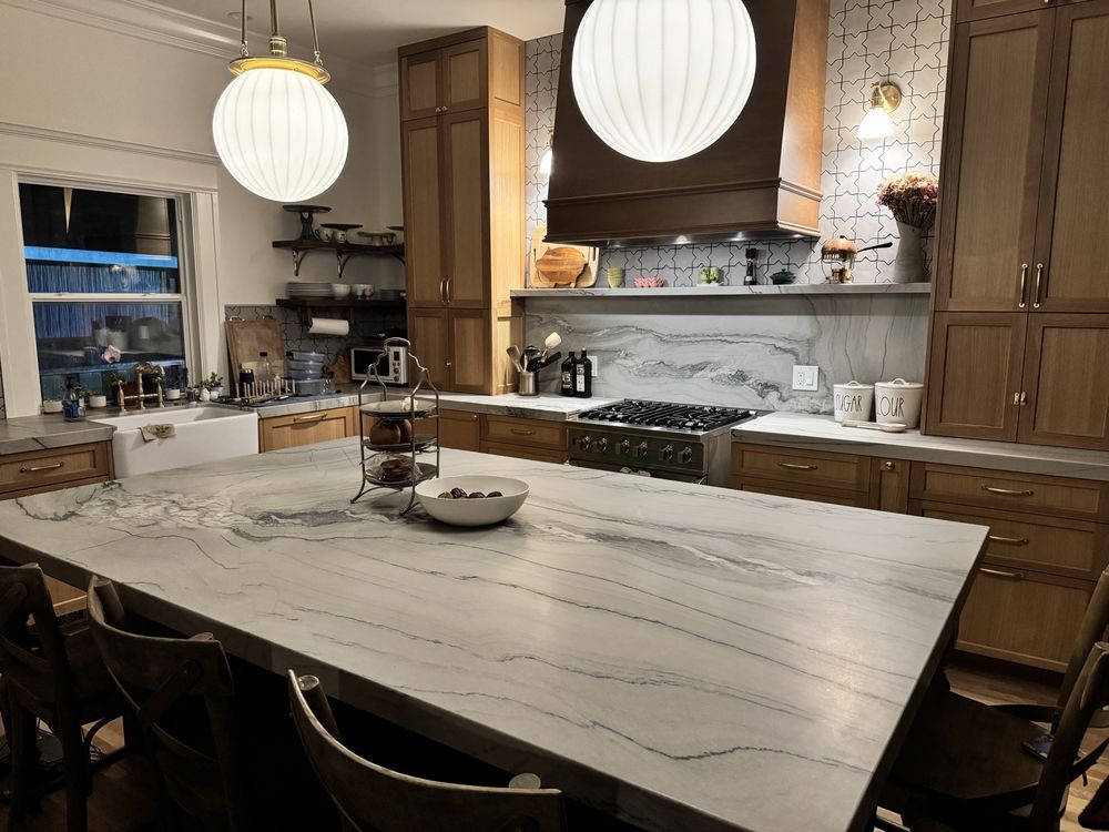 Carmel Stone Imports - countertop fabricator in Palo Alto, CA