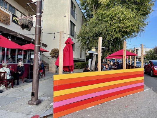 Vanessa's Bistro by null