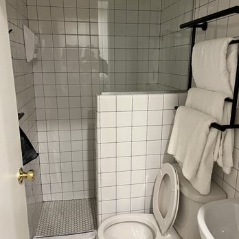 Doxie Hotel - Bathroom. - Hotels Near Me - New York, New York