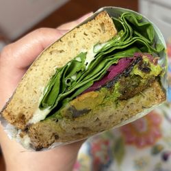 Vibe Organic Kitchen - Breakfast Sandwich