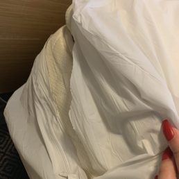 Broken Mattress Protector