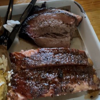 Burnt Bean- Seguin - The best brisket on earth, and great ribs - Barbeque Near Me - Seguin, Texas