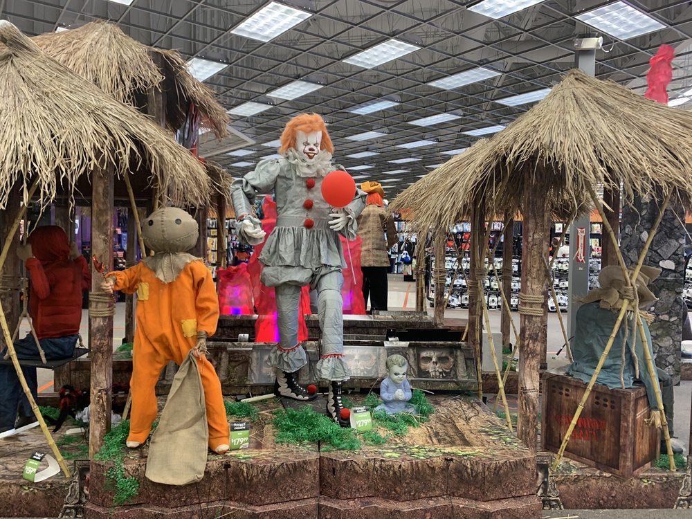 SPIRIT HALLOWEEN 4813 Kietzke Ln, Reno, Nevada Costumes Phone