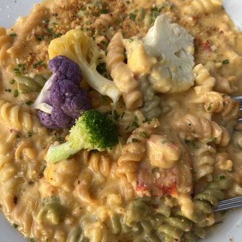 Lighthouse - Lobster Mac & Cheese - Breakfast & Brunch Near Me - Newport Beach, California