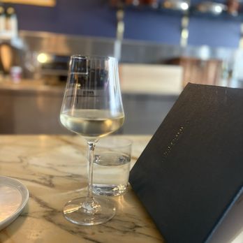 Saison Cellar & Wine Bar - Wine Bars Near Me - San Francisco, California Saison Cellar & Wine Bar - Wine Bars Near Me - San Francisco, California